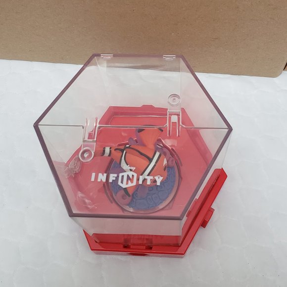 Disney Infinity Finding Nemo Figure With Display Case - Picture 4 of 4